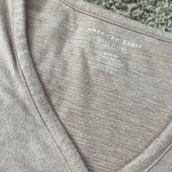 American Eagle Soft & Sexy Plush Long Sleeve Size Medium - Picture 2 of 3